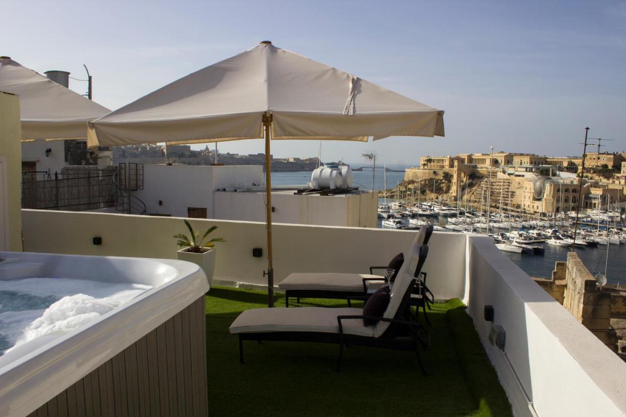 Apartamento Bebirgu Palazzino Luxury 2 Jacuzzi To Share Exterior foto