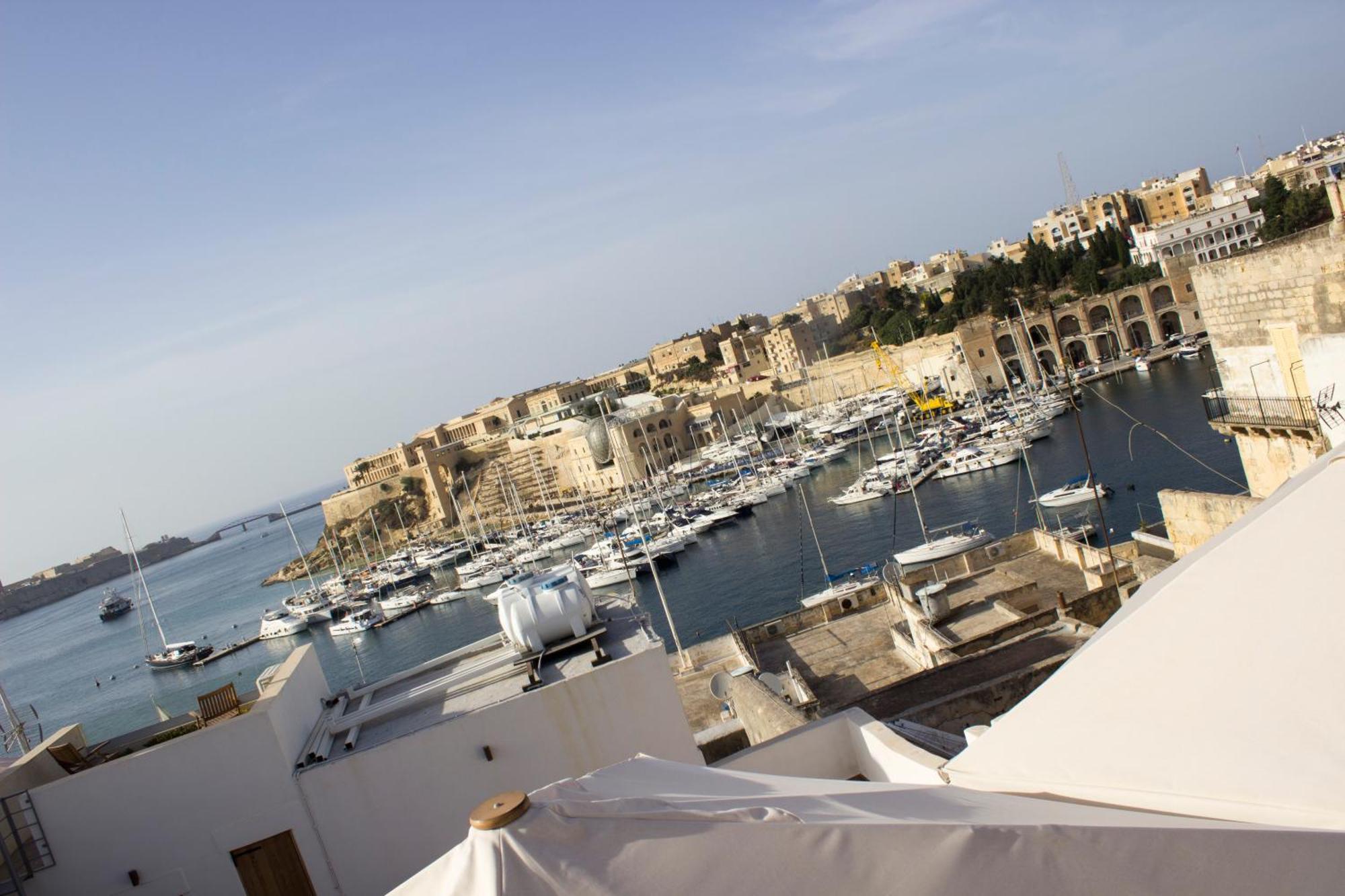 Apartamento Bebirgu Palazzino Luxury 2 Jacuzzi To Share Exterior foto